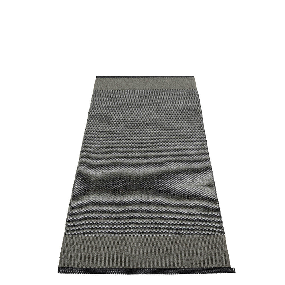 Pappelina-edit-rug-black