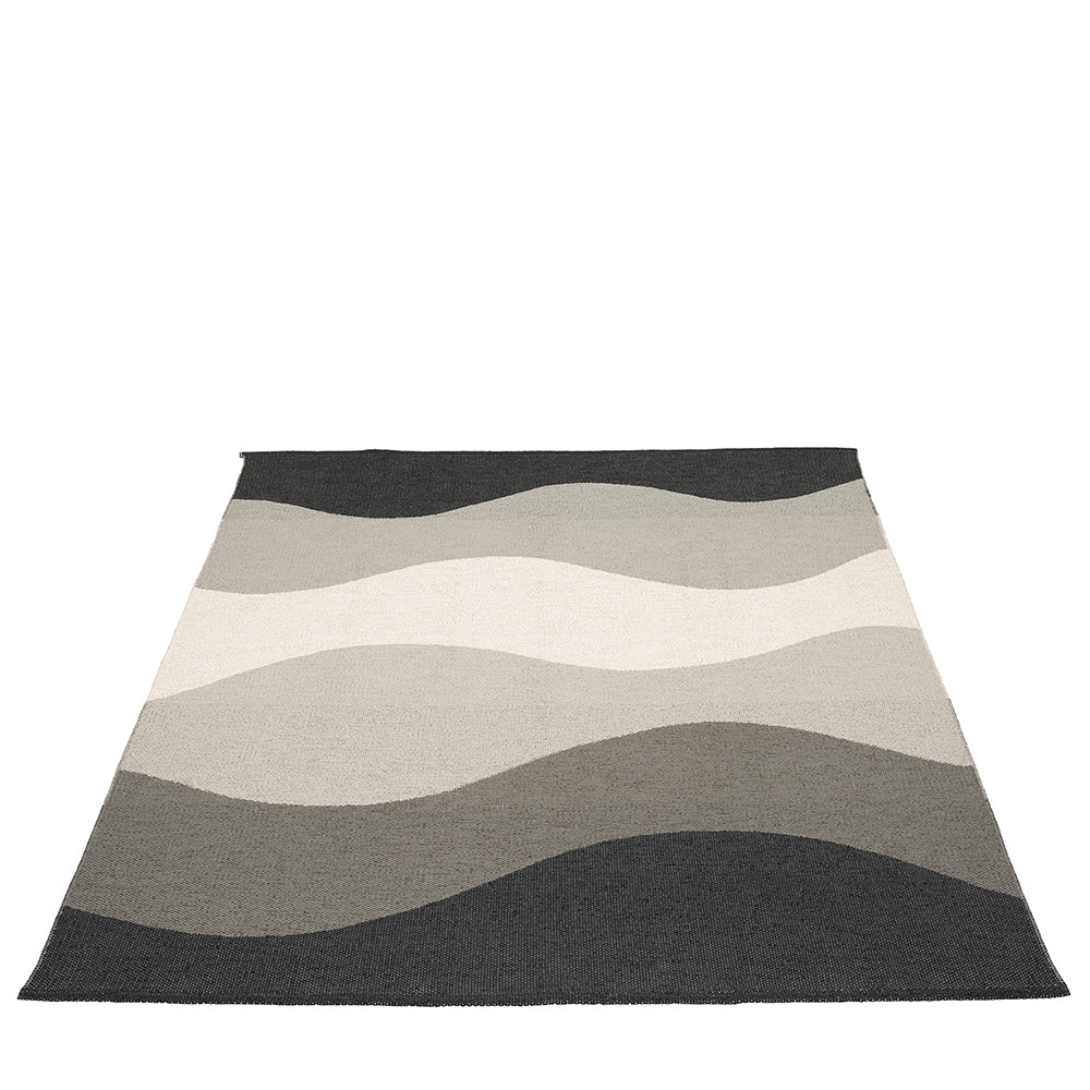 Pappelina_Urvi_Rug_Metal