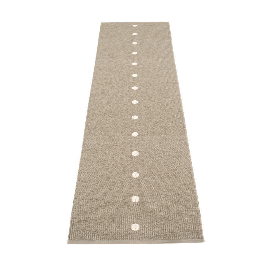 Pappelina_Rug_Peg_Dark_Linen