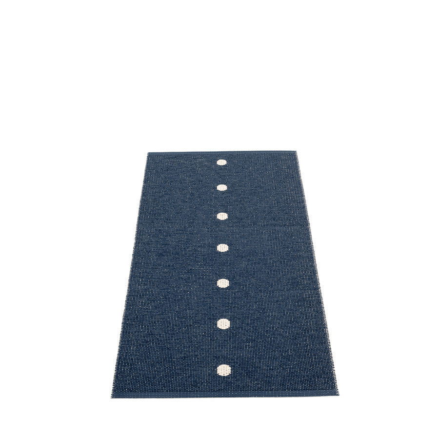Pappelina_Rug_Peg_Dark_Blue