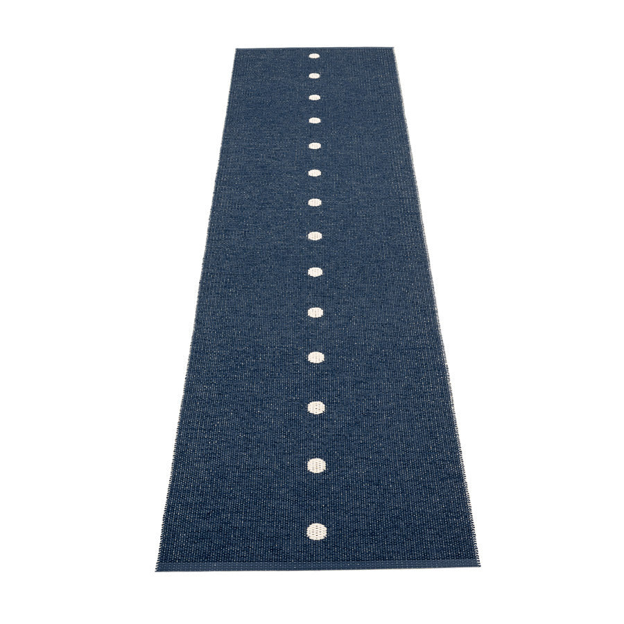 Pappelina_Rug_Peg_Dark_Blue