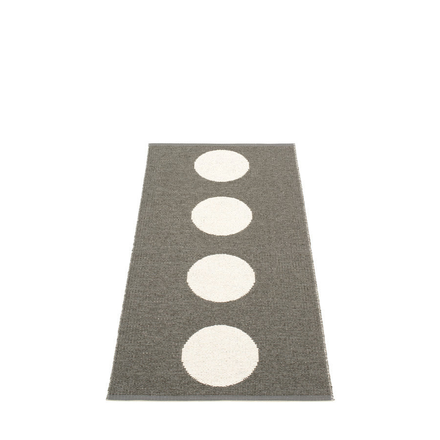 Pappelina_Rug_Vera_Charcoal