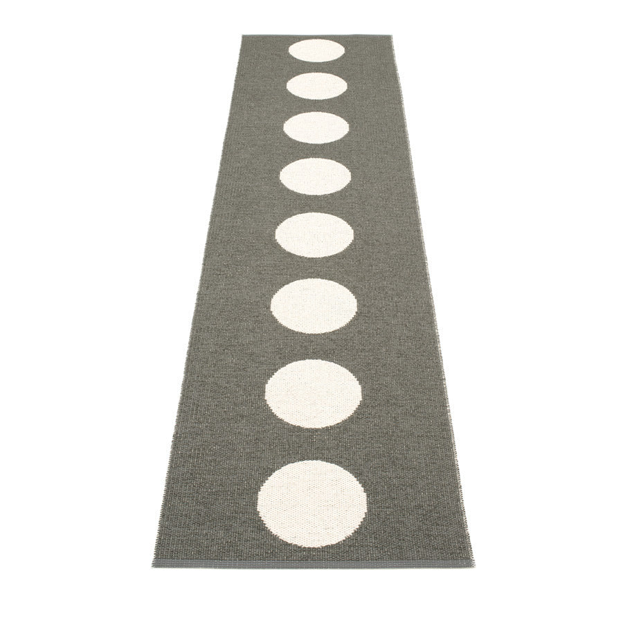 Pappelina_Rug_Vera_Charcoal