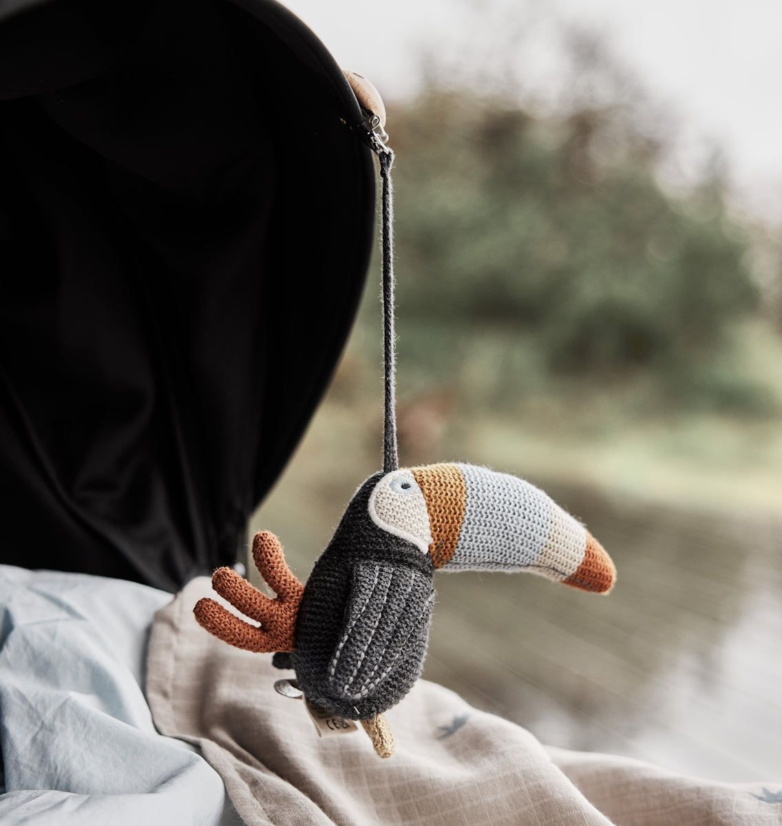 OYOY Toucan Baby Carrier Clip