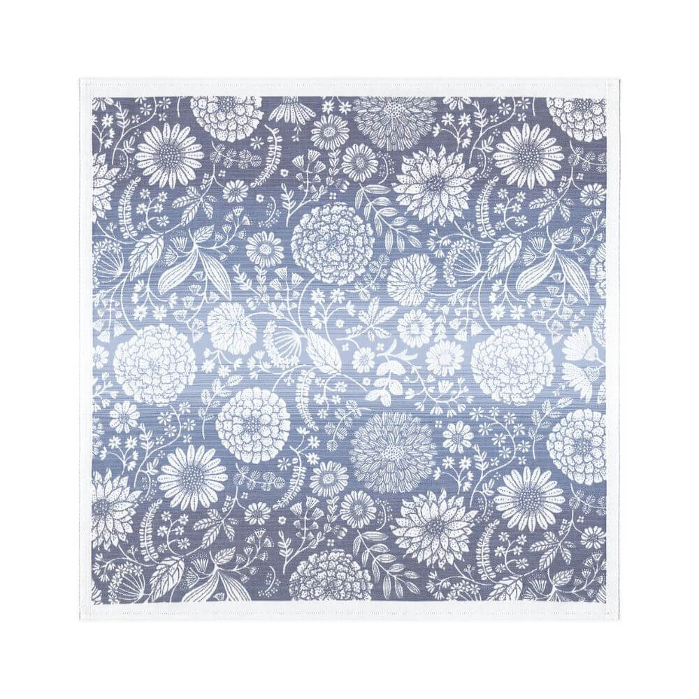 Ekelund_Flytande_Tablecloth