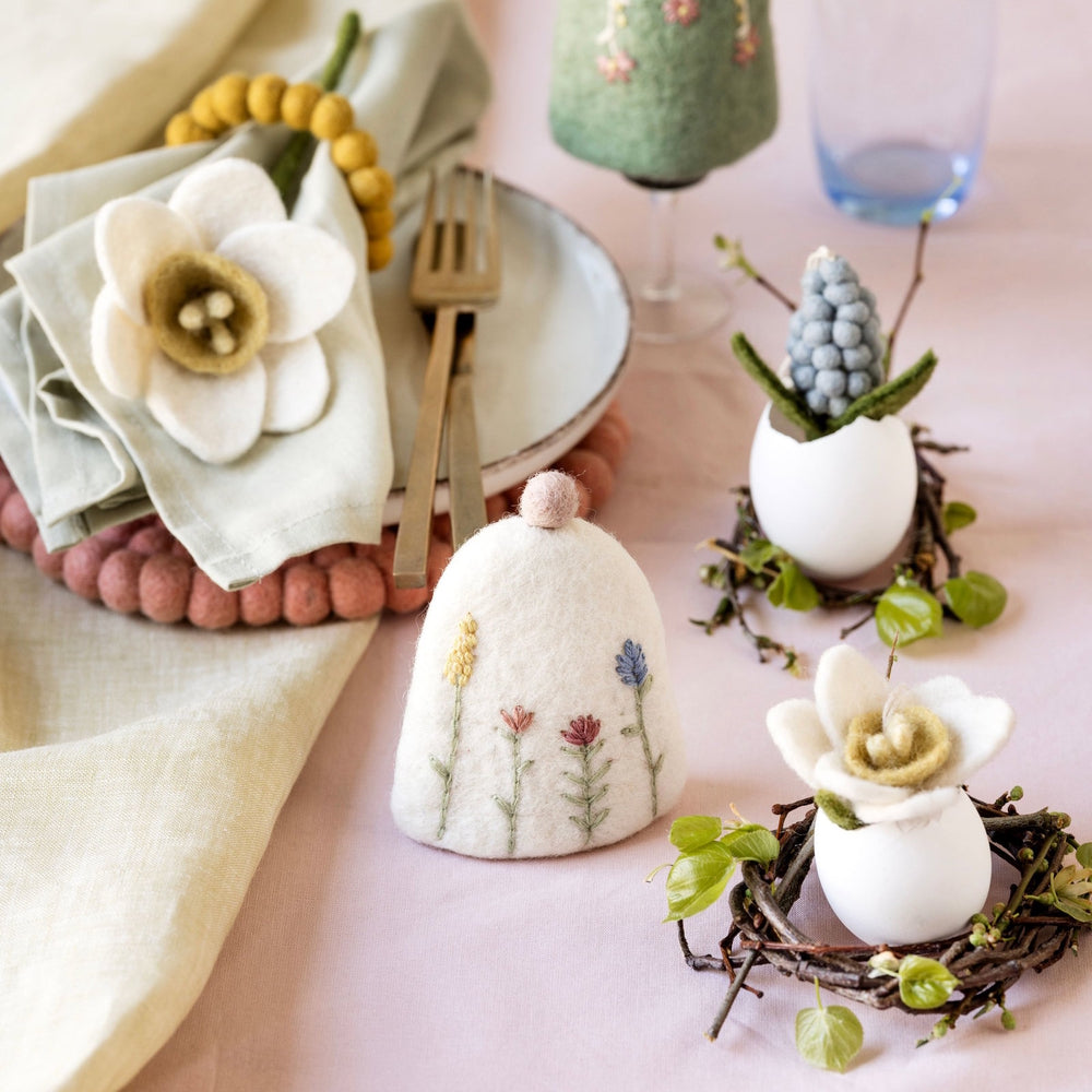Gry & Sif Felted Egg Cosy White