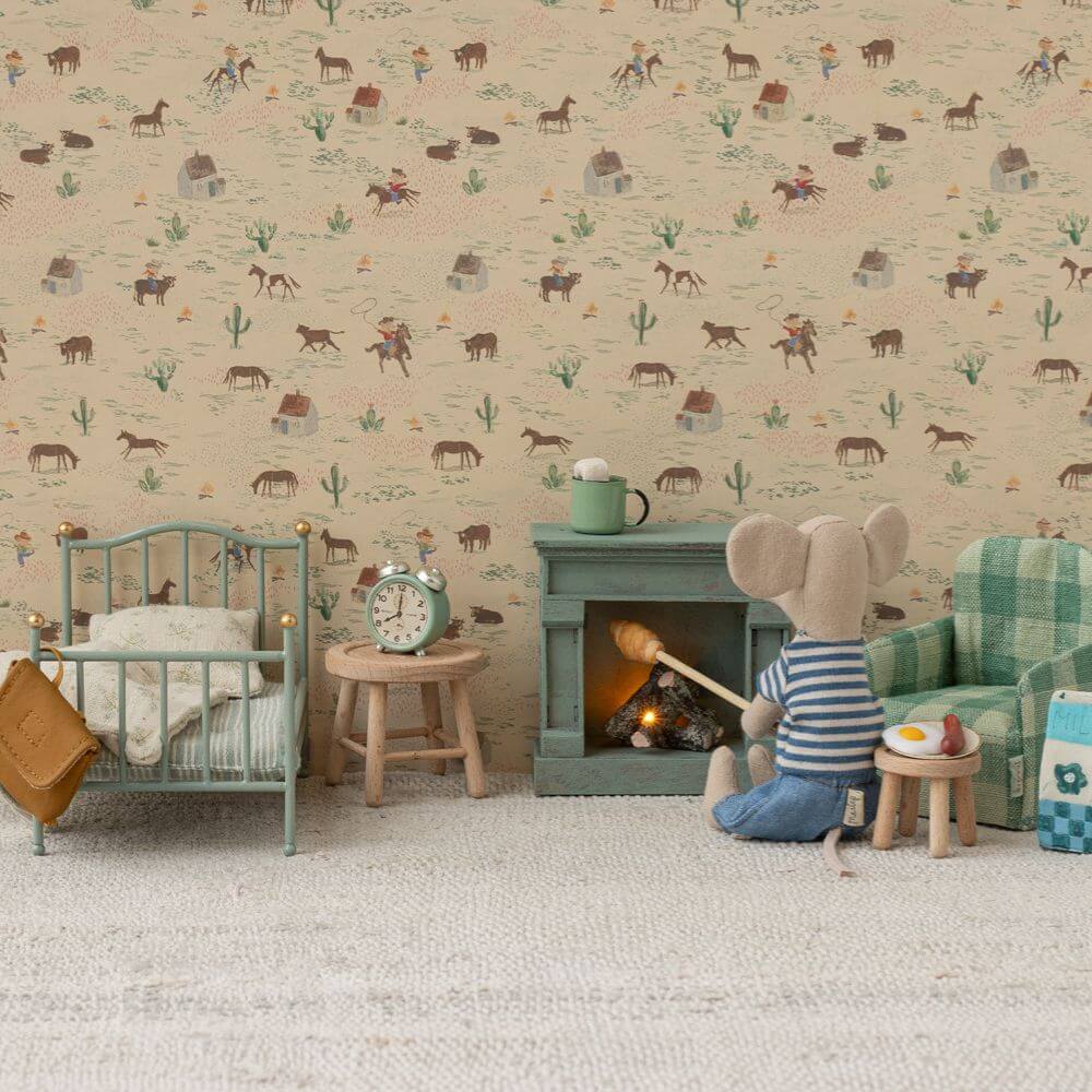 Maileg_Fireplace_Miniature_Blue__Styled