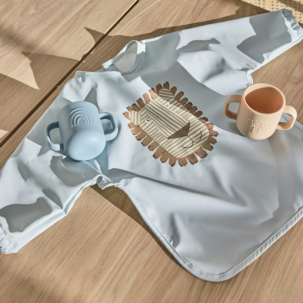 OYOY Lobo Lion Cape Bib Ice Blue