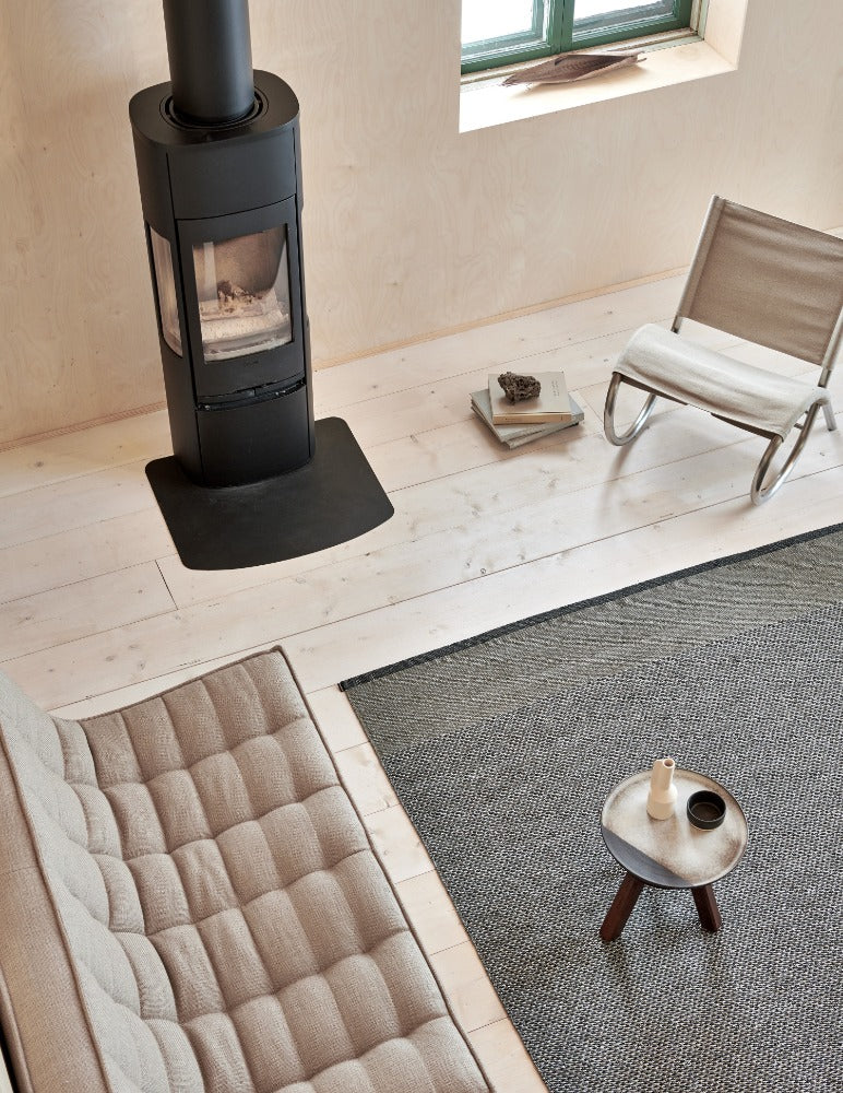 Pappelina Rug Edit Black