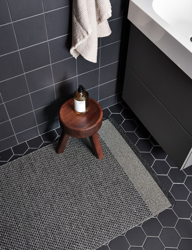 Pappelina Rug Edit Black