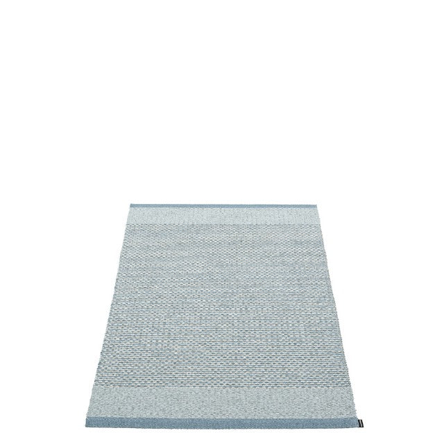 Pappelina-edit-rug-dove-blue