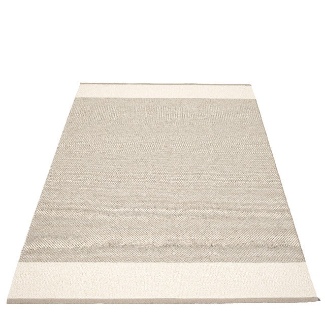 Pappelina-edit-rug-mud