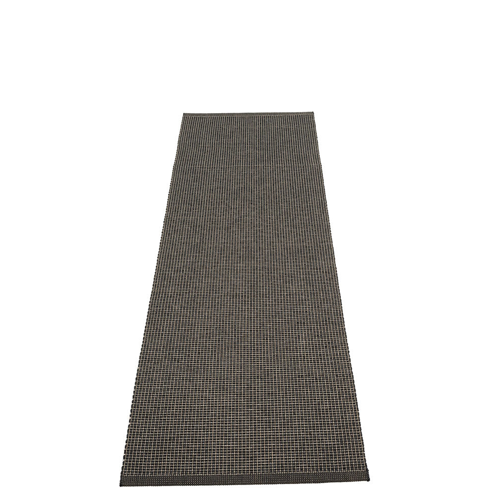 Pappelina_Rug_Emm_Black