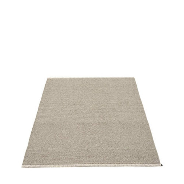 Pappelina_Rug_Mono_Dark_Linen