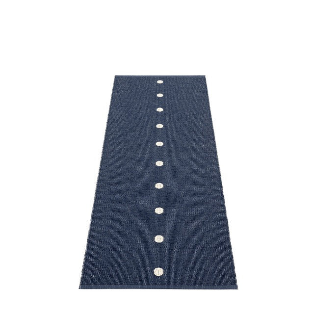 Pappelina_Rug_Peg_Dark_Blue