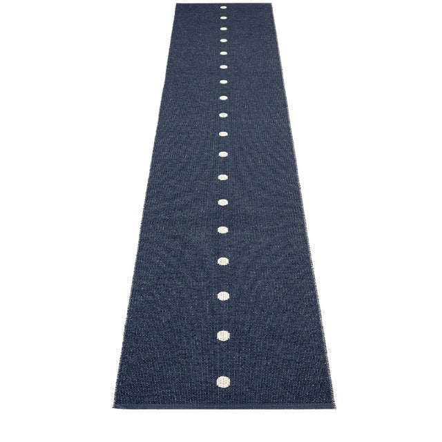Pappelina_Rug_Peg_Dark_Blue