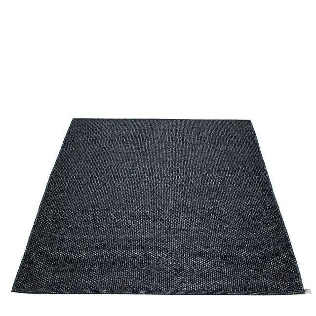 Pappelina_Rug_Svea_Black