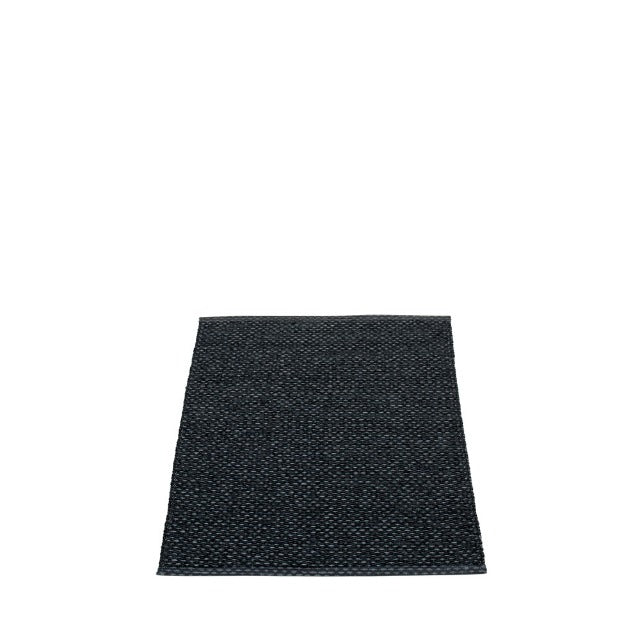 Pappelina_Rug_Svea_Black