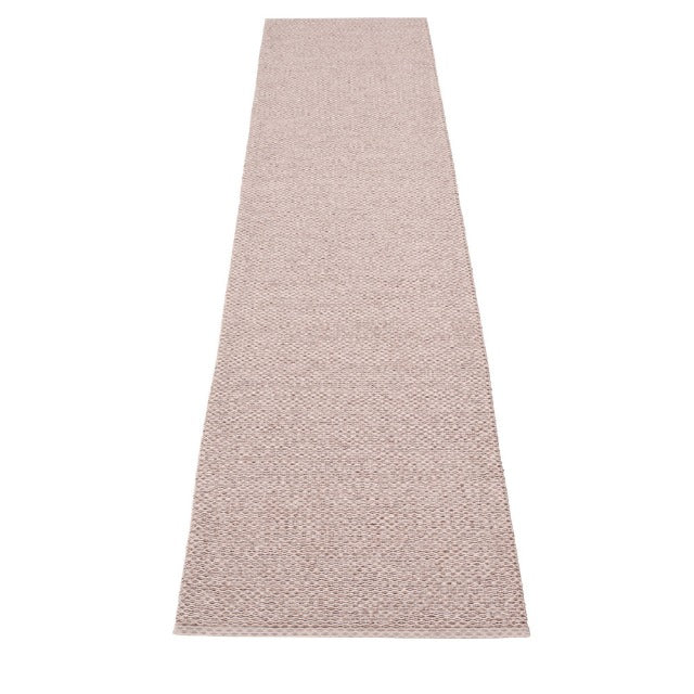 Pappelina_Rug_Svea_Lilac