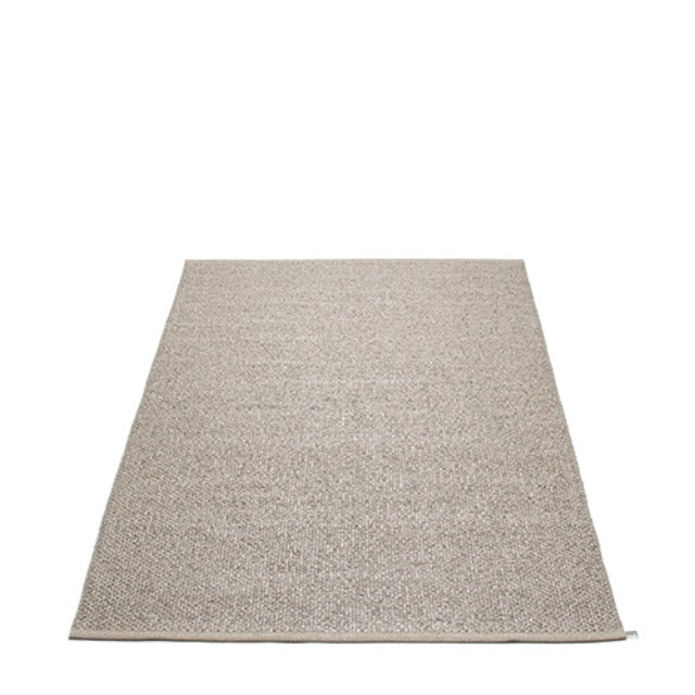Pappelina_Rug_Svea_Metallic_Mud