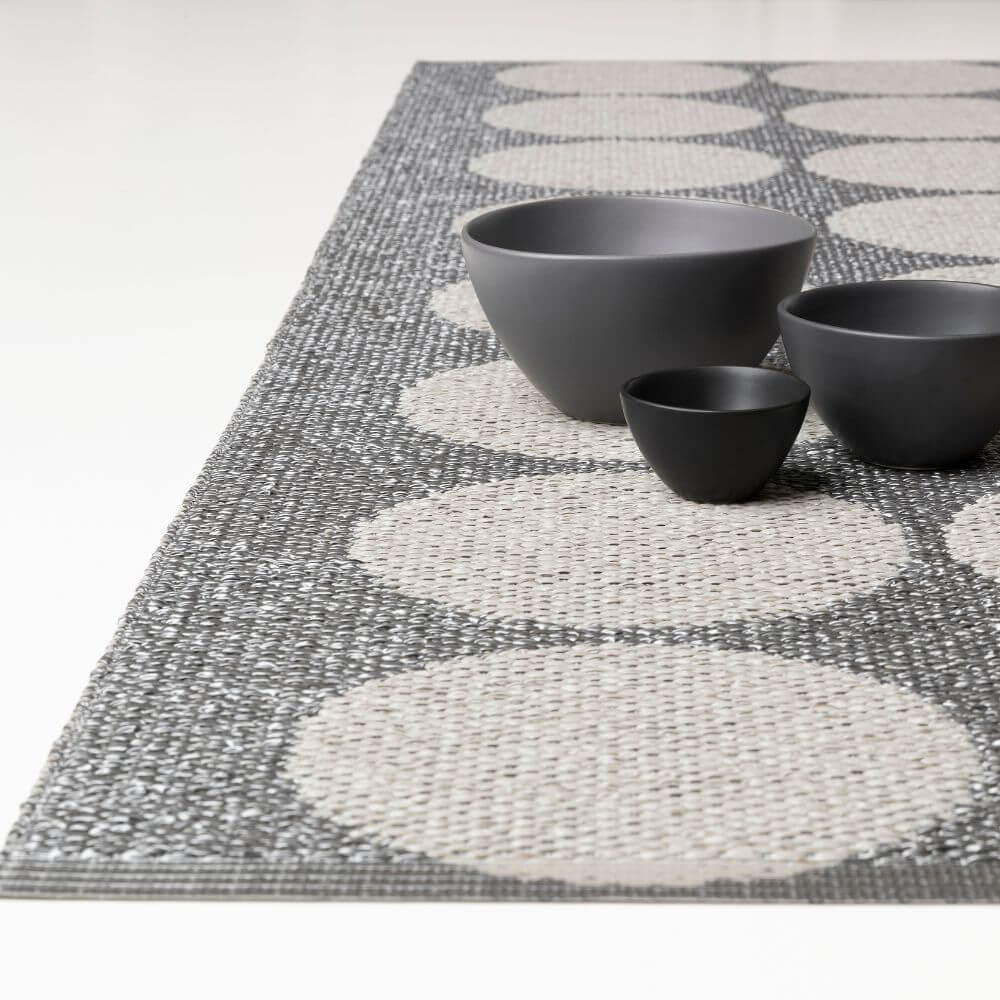 Pappelina_Rug_Hugo_Granit_Lifestyle