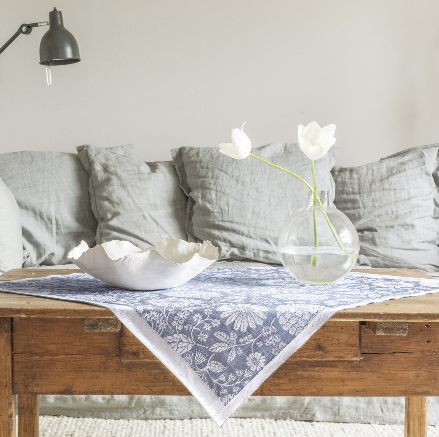 Ekelund Flytande Bla Table Cloth 75x75