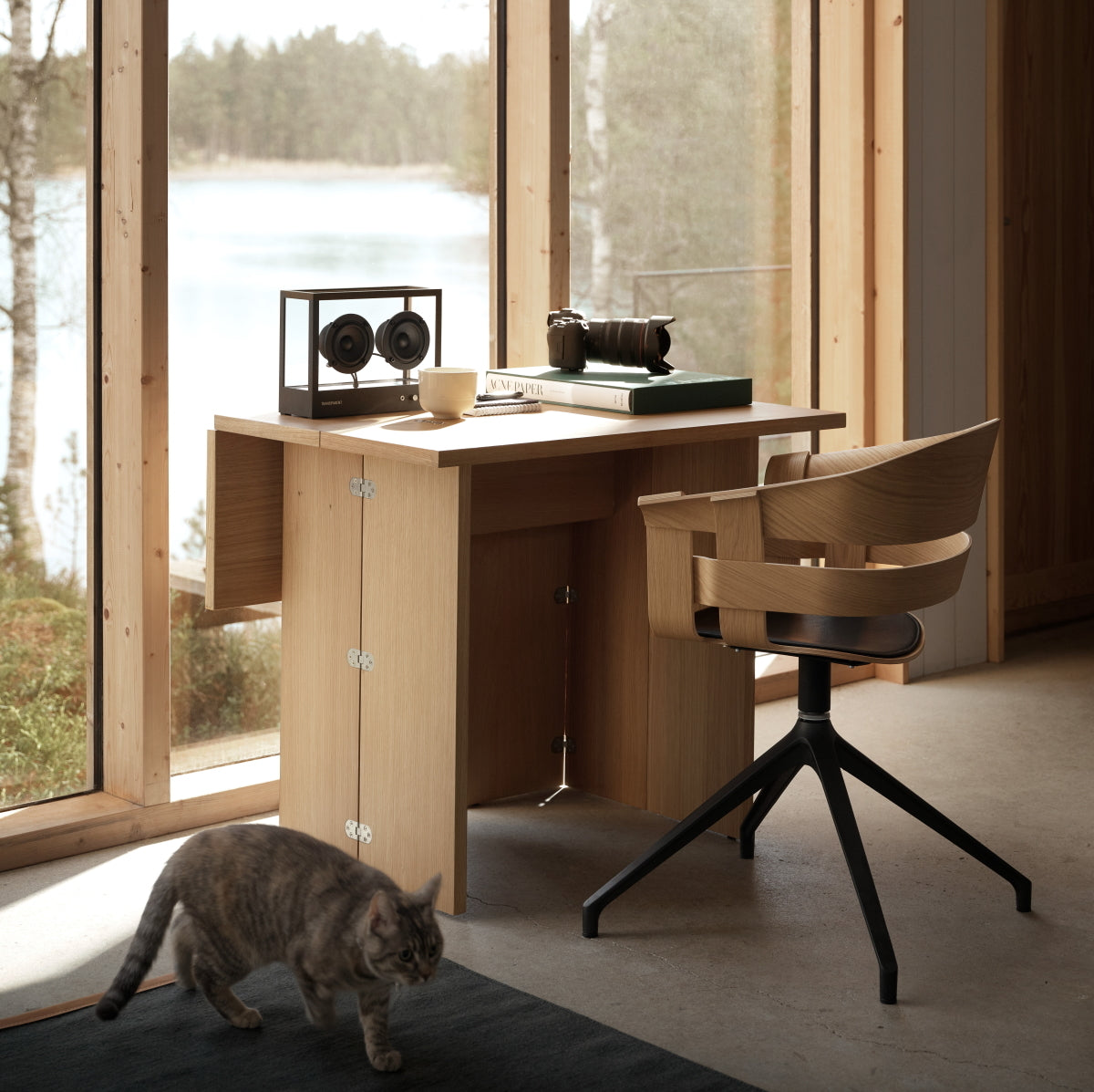 Design House Stockholm Wick Chair Swivel & Wheels black-grey