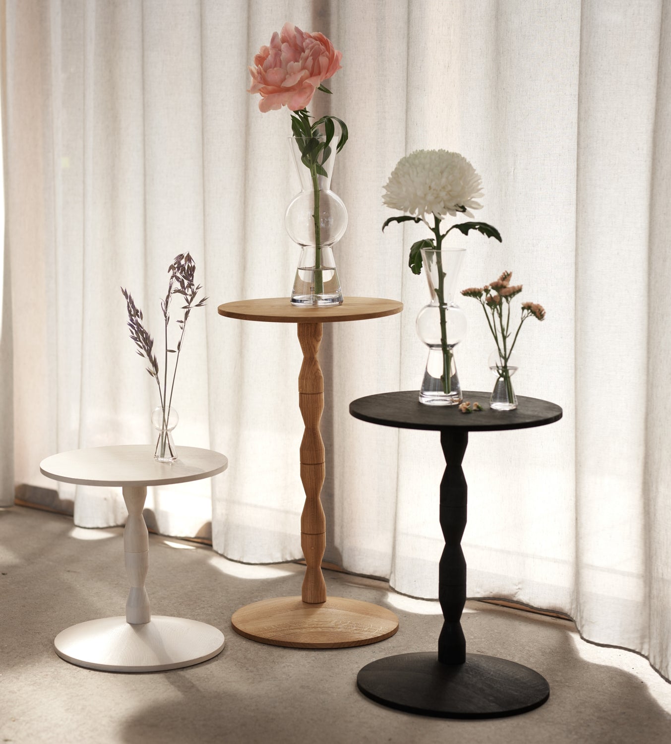 Design House Stockholm Pedestal Table White