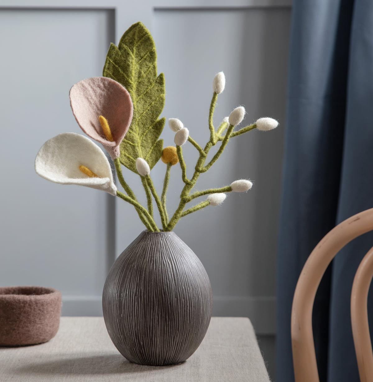 Gry & Sif Branch with Long White Bells