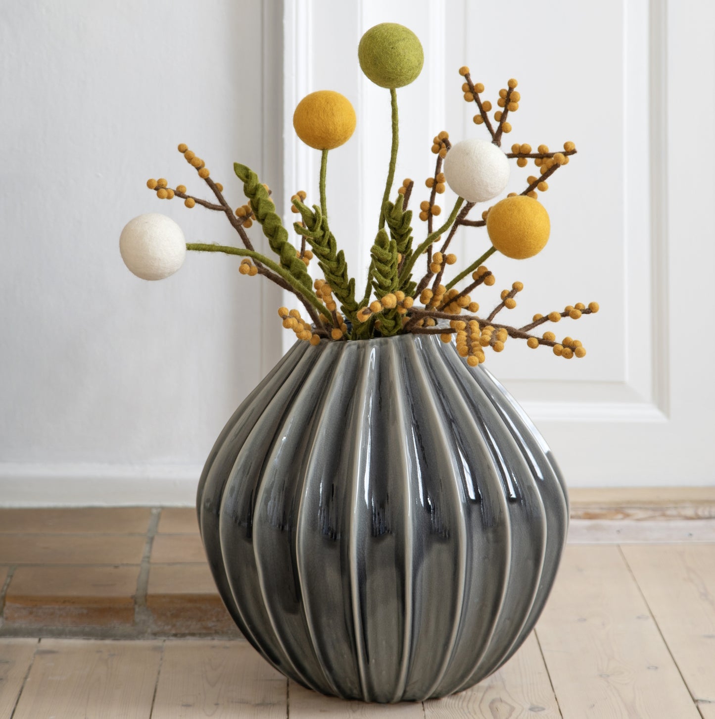 Gry & Sif Flower Stem Mixed Colours 7cm Bud