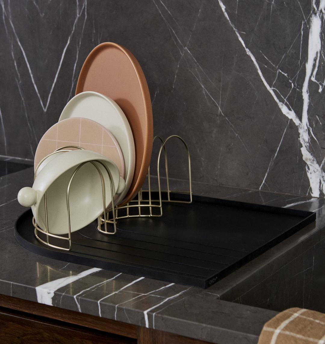 OYOY Rainbow Silicone Dish Mat Black