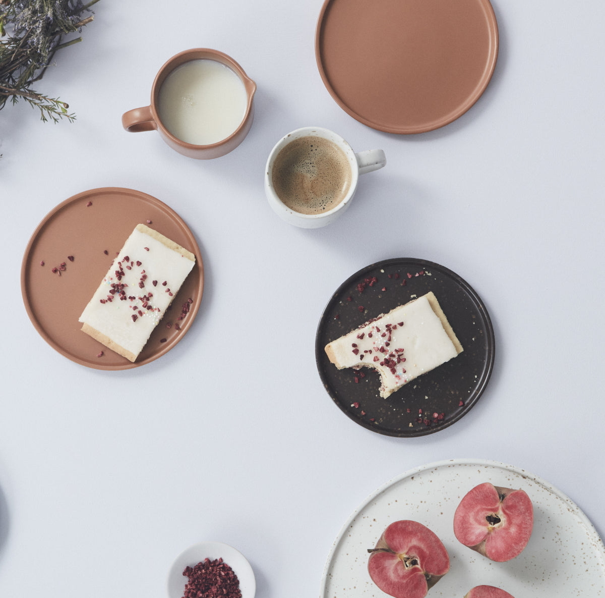 OYOY Hagi Ceramic Jug Small Caramel