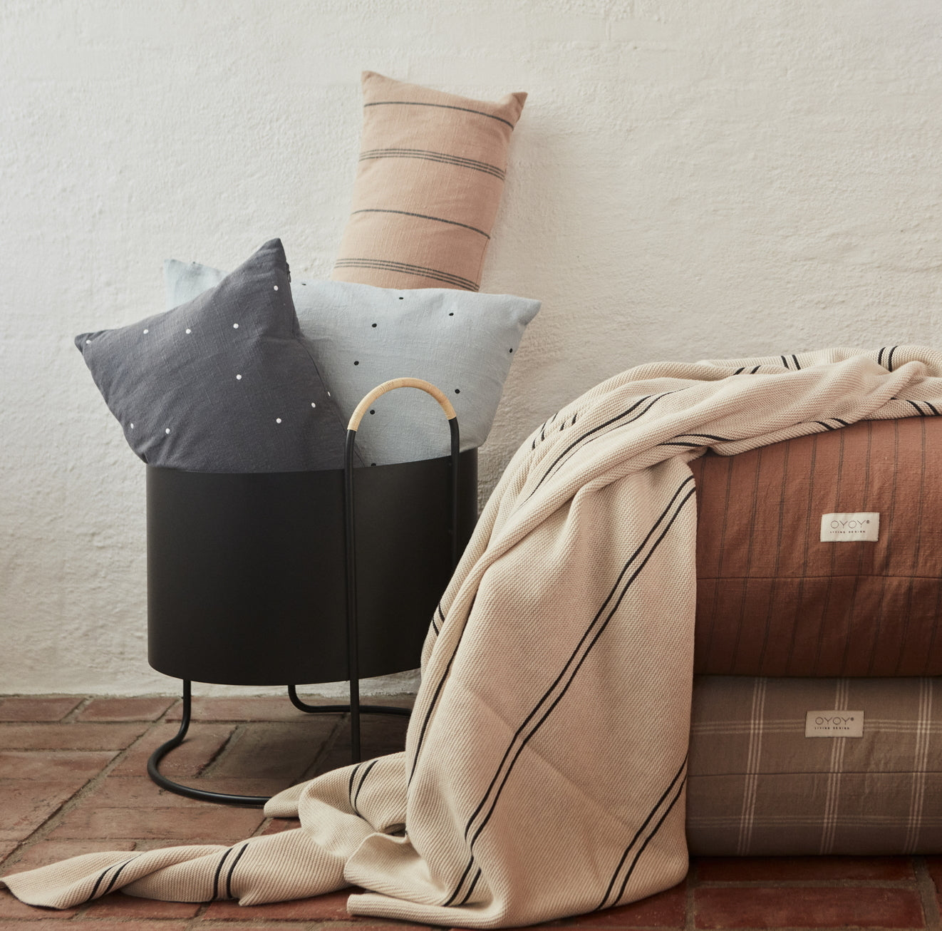 OYOY Maki Plant Box Low Black