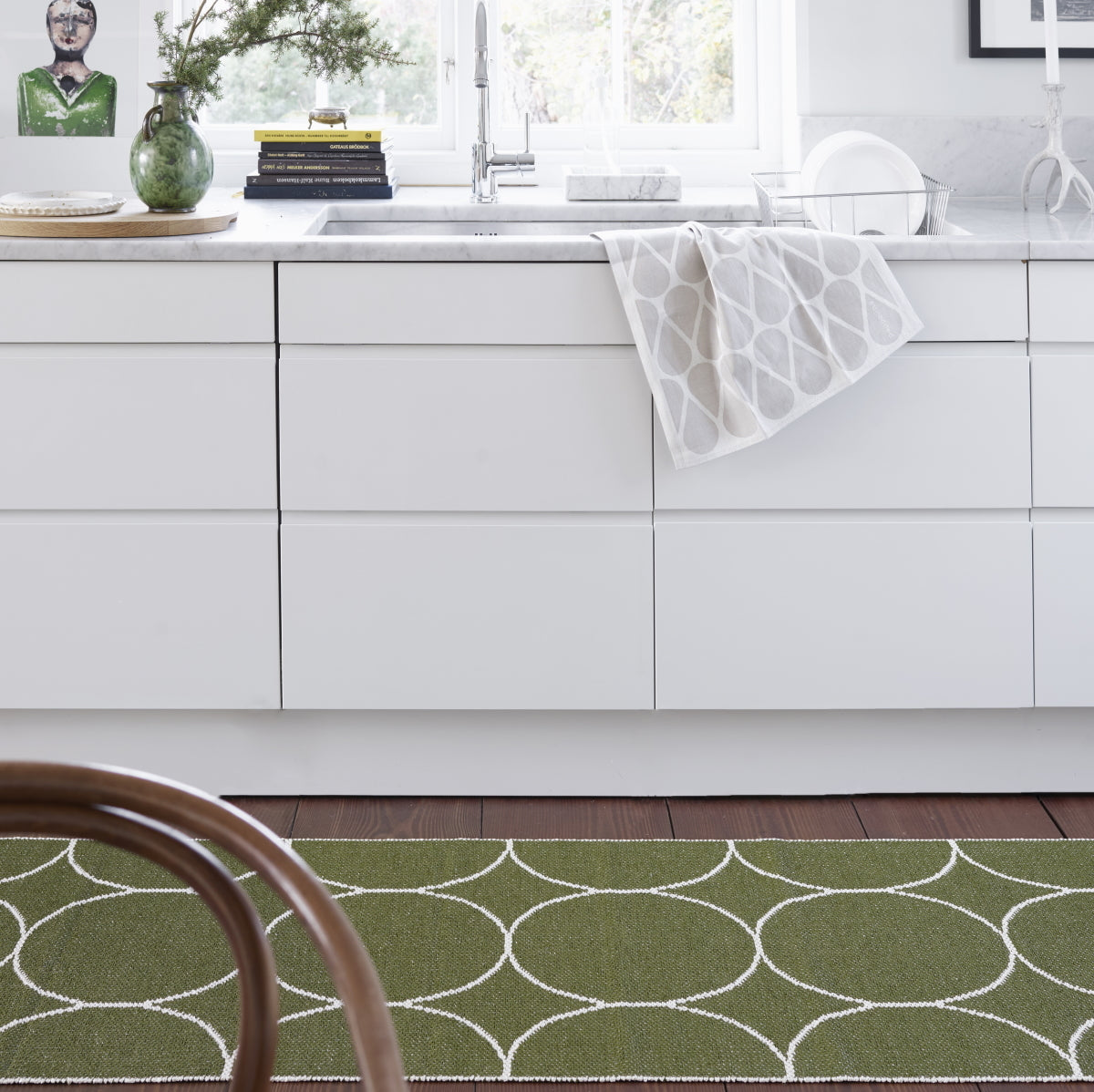 Pappelina Rug Boo Dark Olive