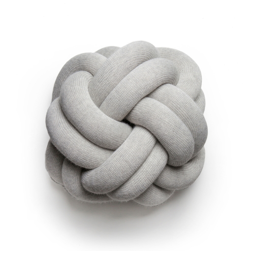 Knot Cushion white grey