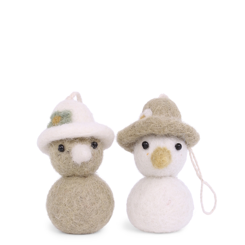 Chicken with Hat Green 2pk