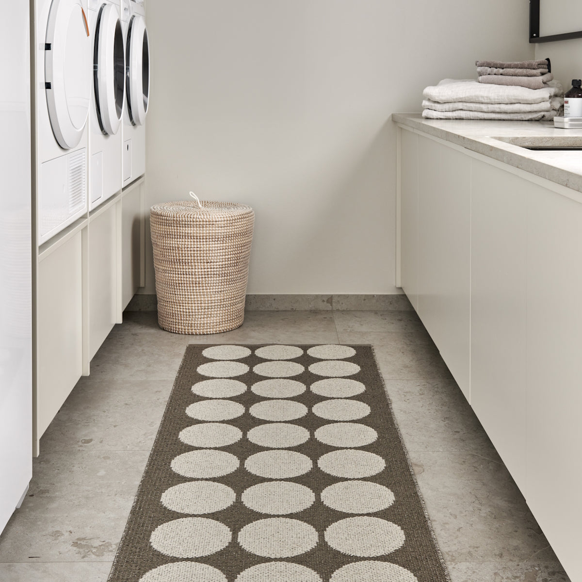 Pappelina Rug Hugo Walnut
