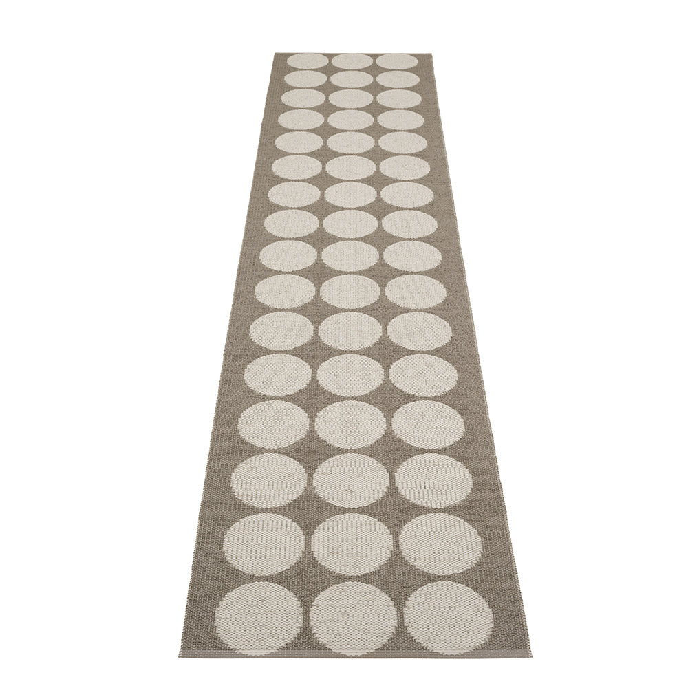 Pappelina Rug Hugo Walnut
