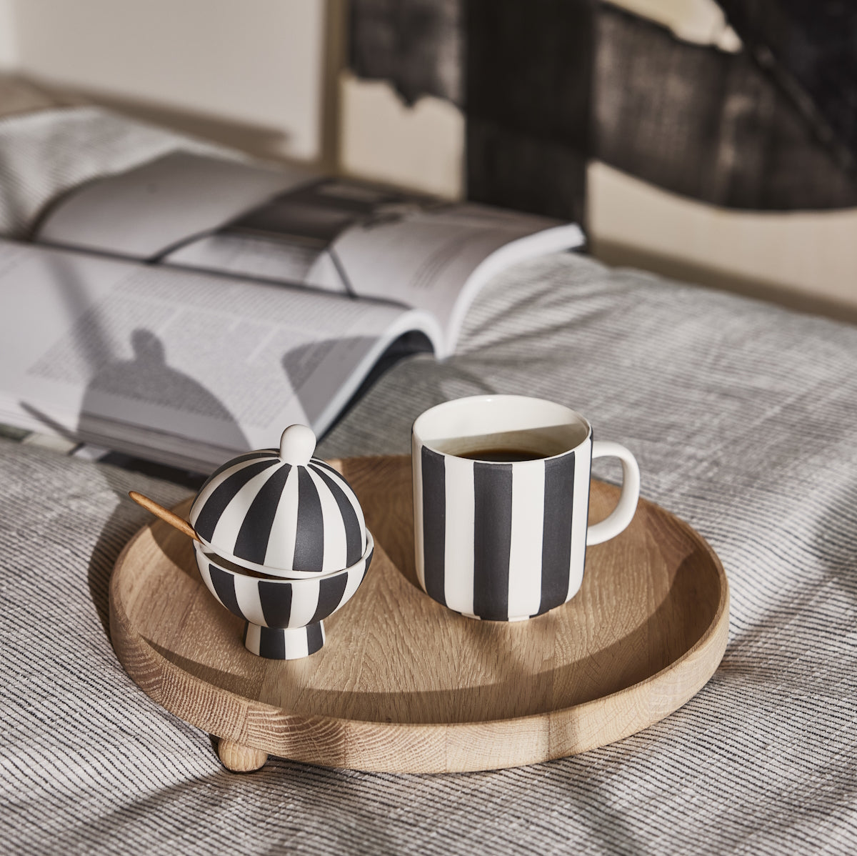 OYOY Toppu Mug white-black