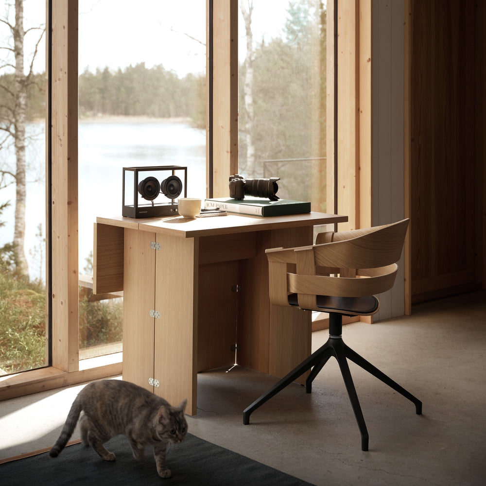 Design House Stockholm Flip Table XS Oak