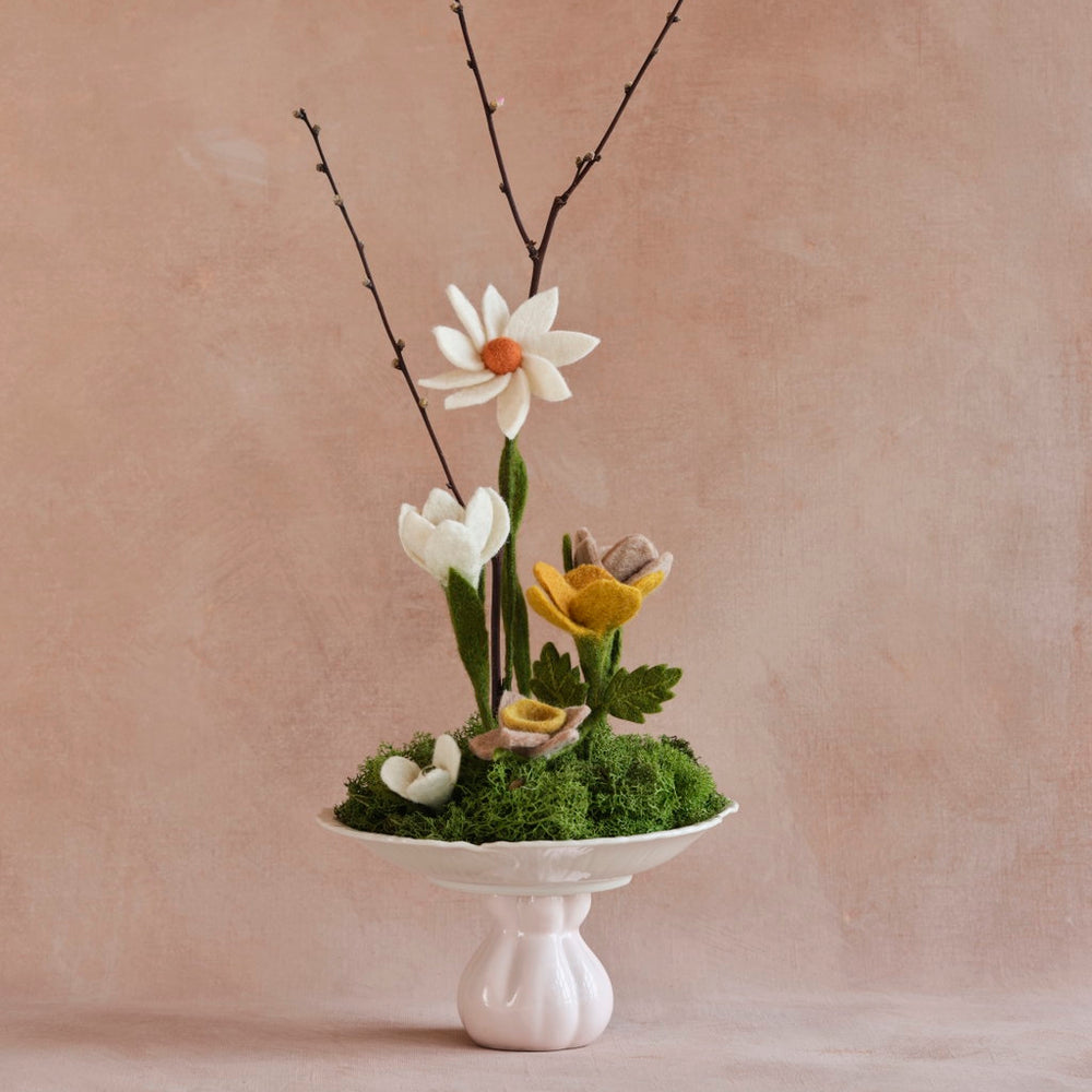 Gry & Sif Cosmos Felted Flower White