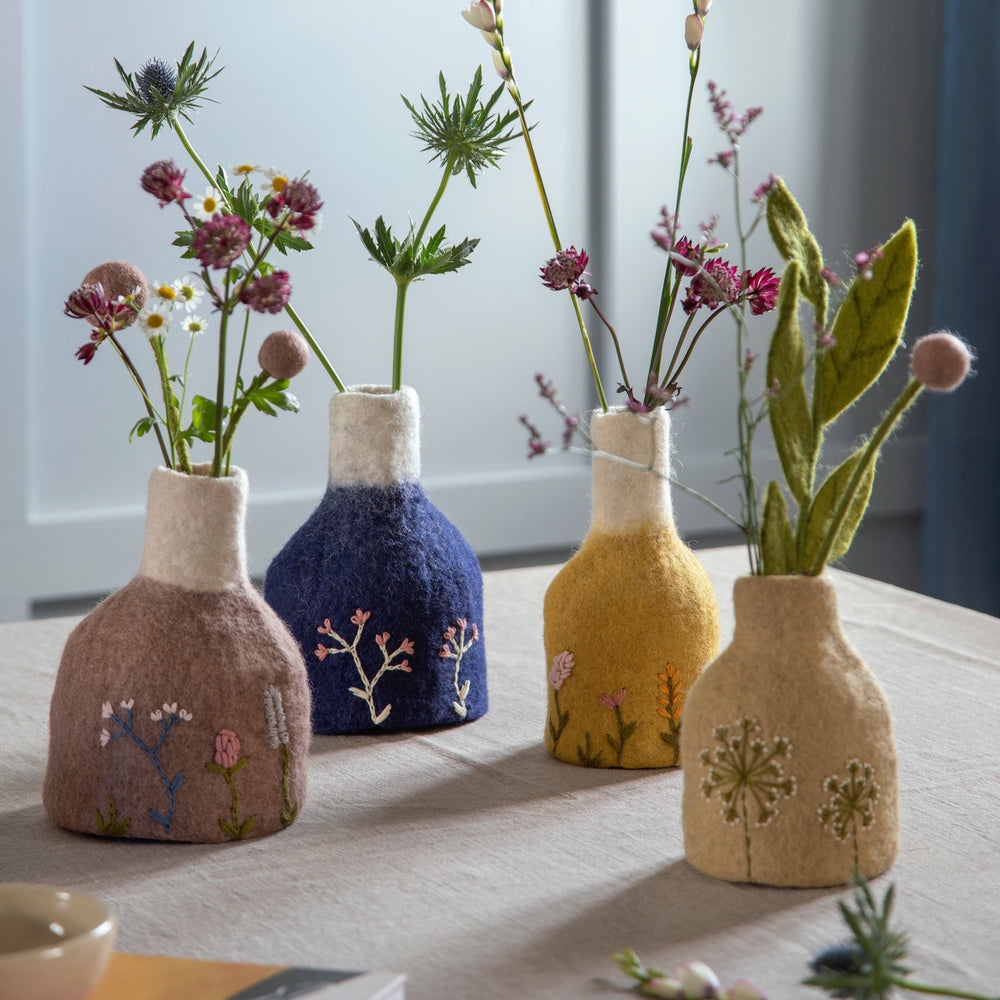 Gry & Sif Vase Felt Embroidered blue