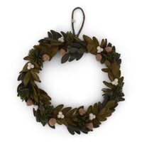 Gry & Sif Wreath White Berries & Acorns