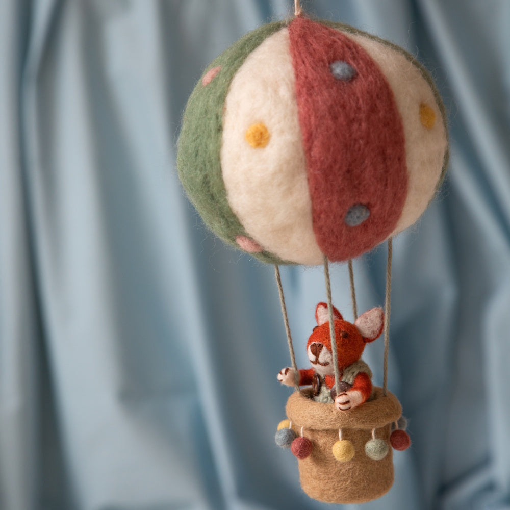 Gry & Sif Hot Air Balloon with Fox