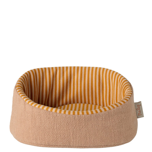 Maileg Pet Basket Powder