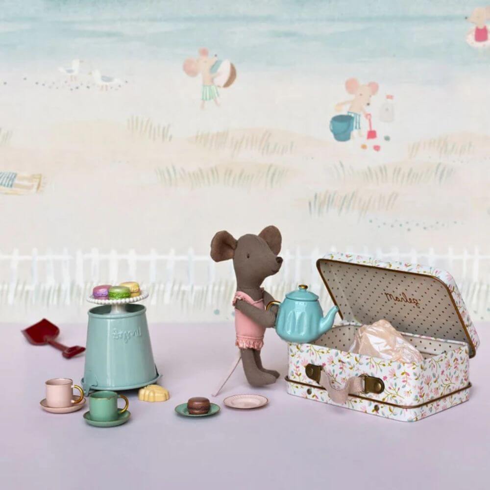 Maileg_Afternoon_Tea_Set_Merle_Lifestyle