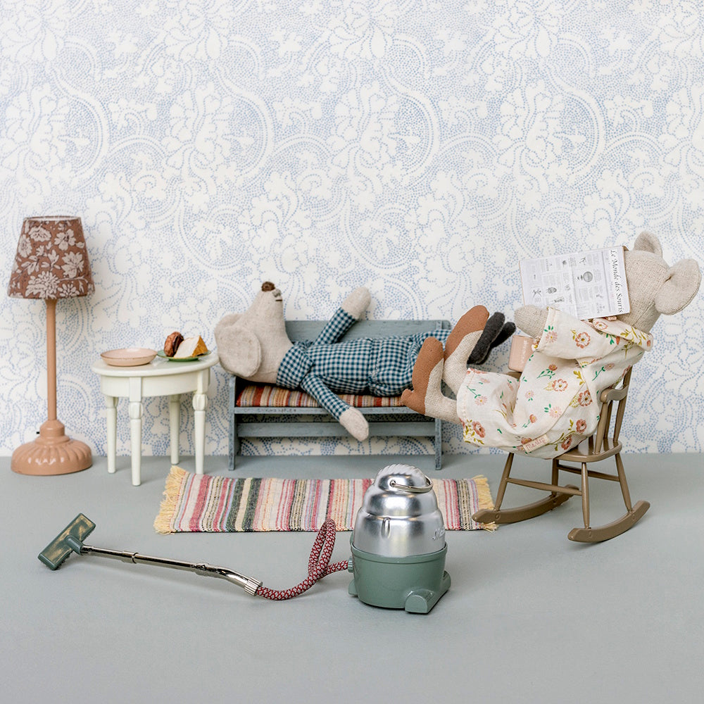 Maileg Bench Mouse