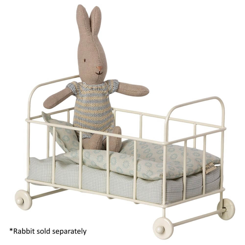 Maileg_Cot_Bed_Micro_Blue2
