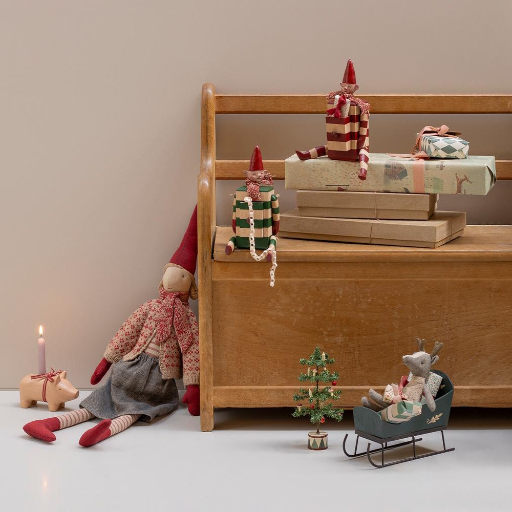 Maileg Elf With Drawer Red