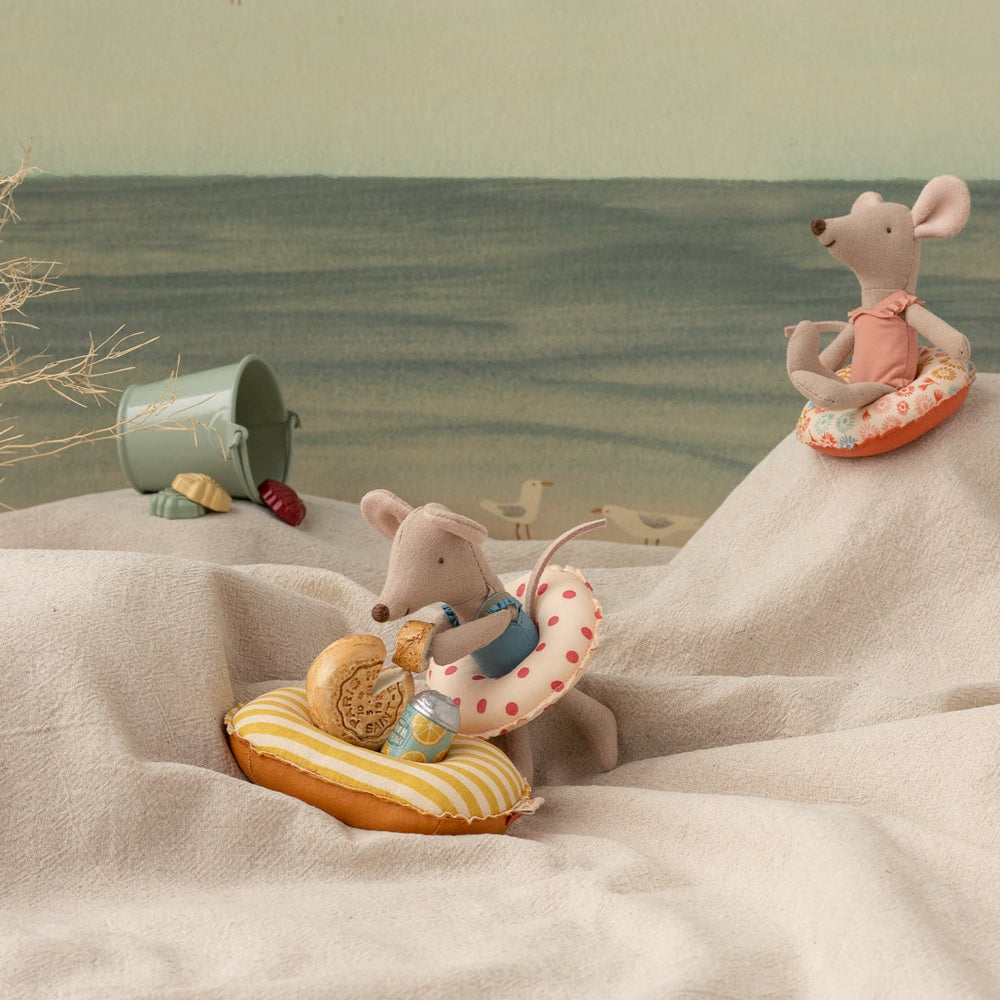 Maileg Mouse Rubber Boat Small yellow stripes